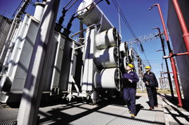 天津市電力公司聯(lián)合力天機(jī)械開(kāi)展節(jié)前供電設(shè)備專(zhuān)項(xiàng)巡查，筑牢安全防線